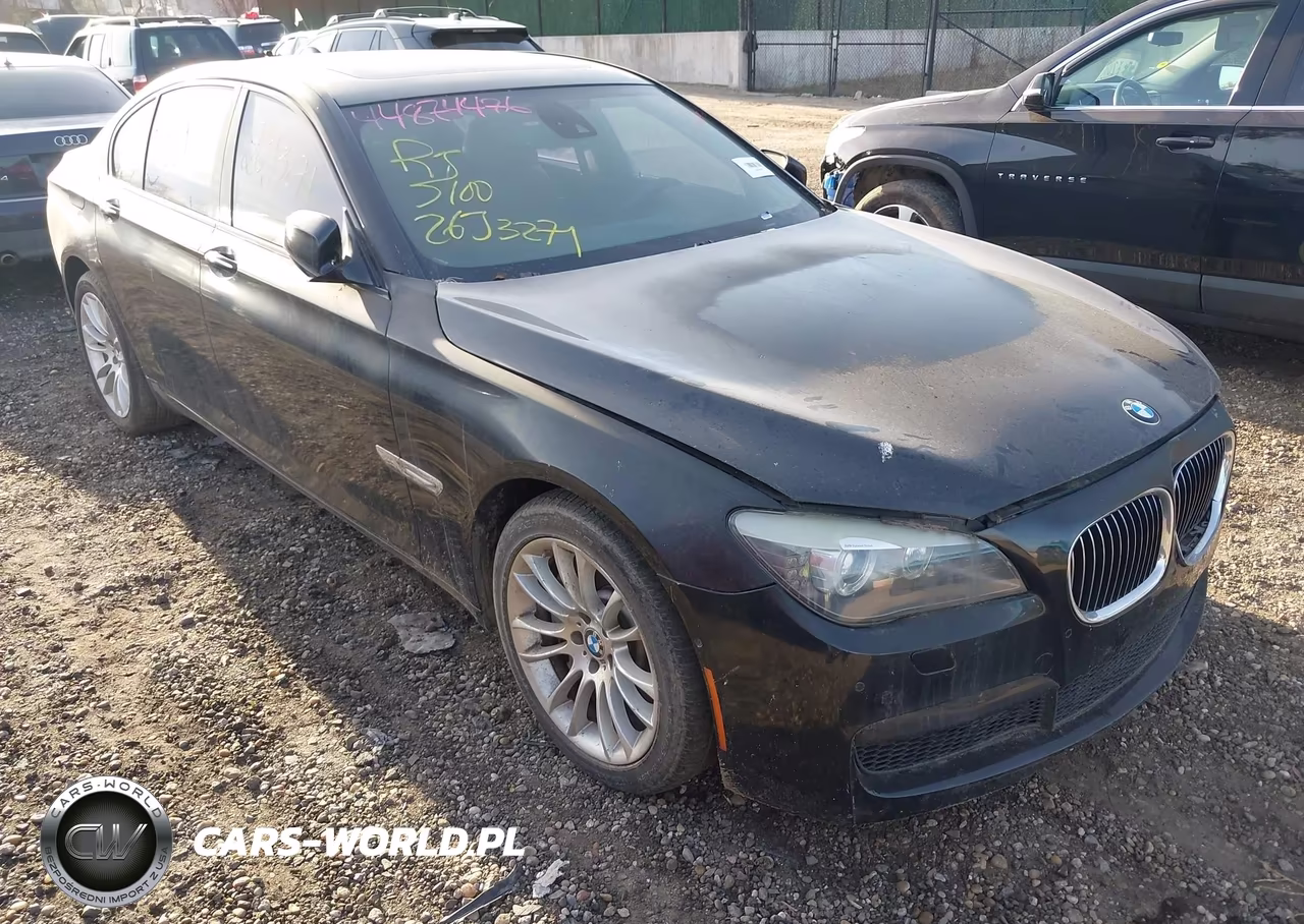 2012 BMW 750I