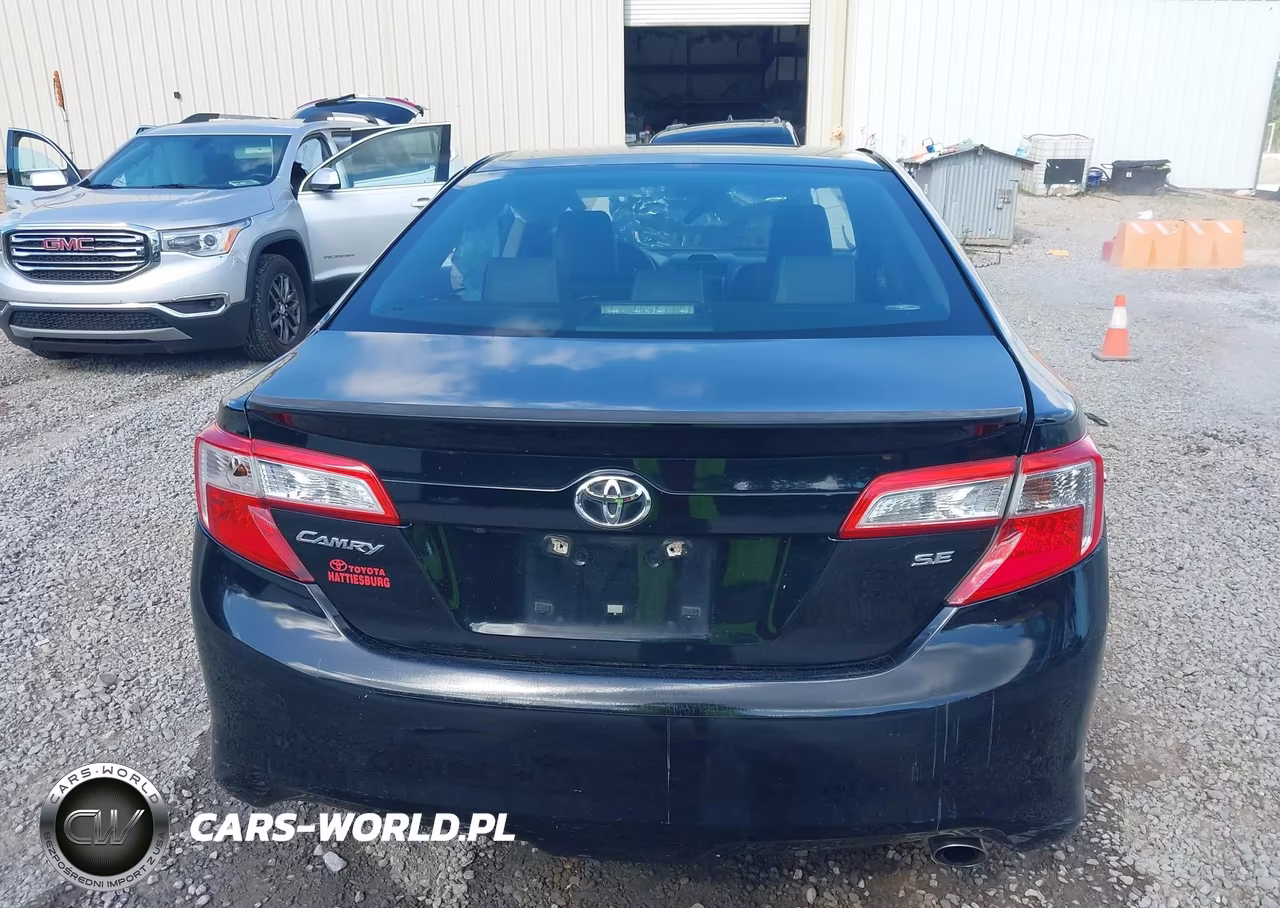 2014 Toyota Camry Se VIN:4T1BF1FK6EU359855 - 16