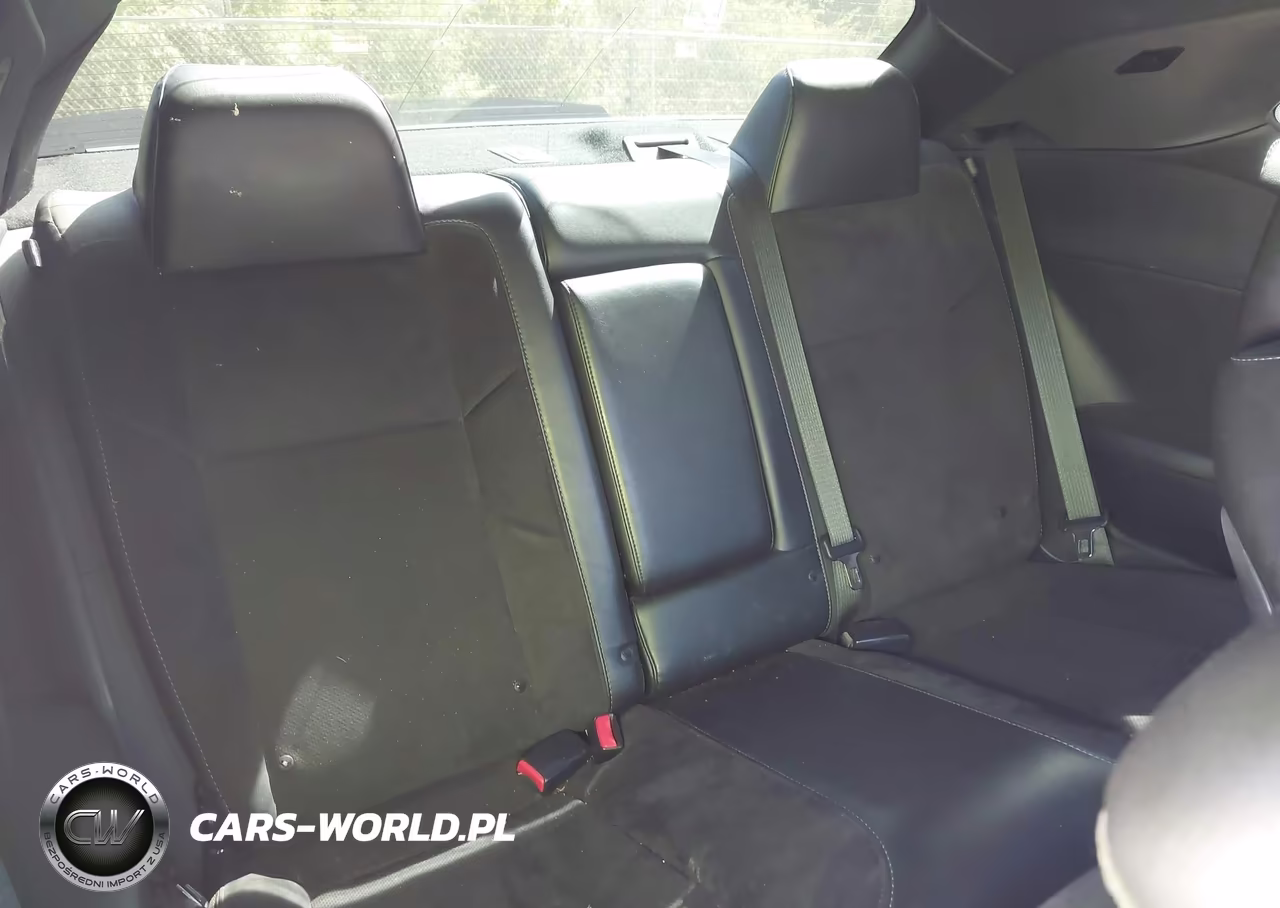 2018 Dodge Challenger 392 Hemi Scat Pack Shaker VIN:2C3CDZFJ2JH131440 - 8