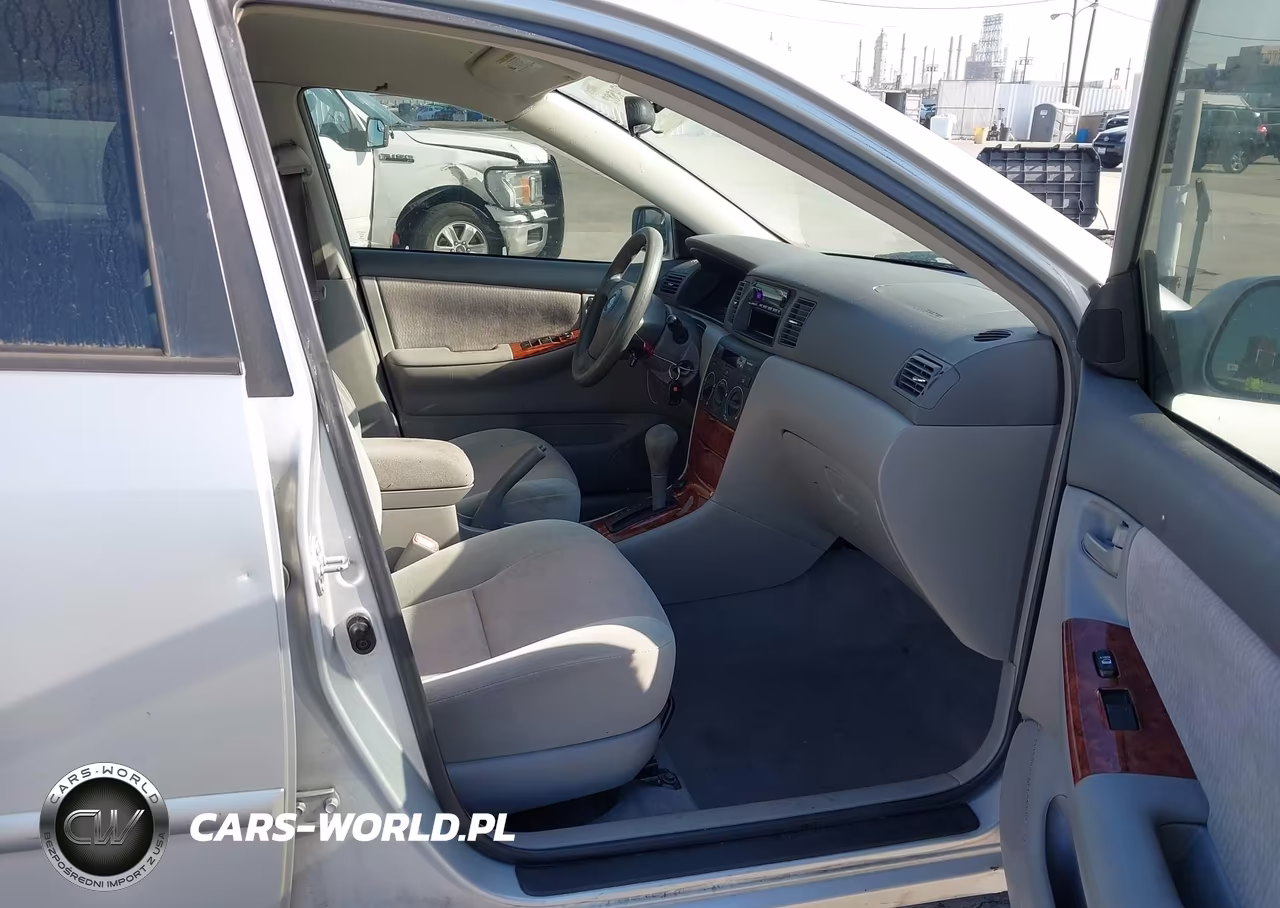 2007 Toyota Corolla Le VIN:1NXBR32E47Z887979 - 5