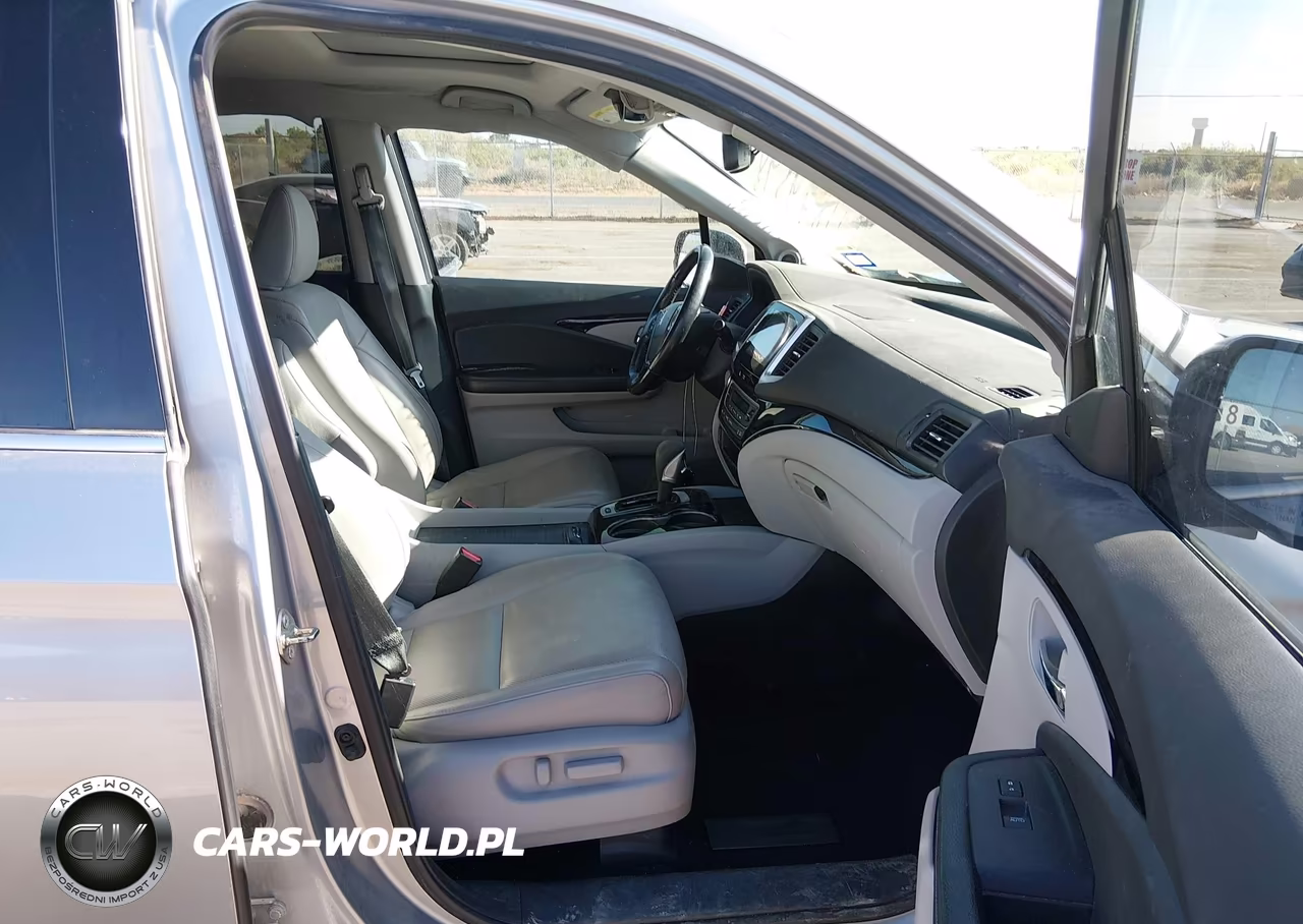 2017 Honda Ridgeline Rtl-E VIN:5FPYK3F76HB011799 - 5