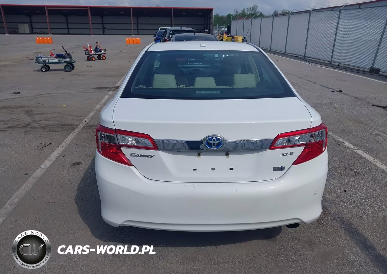 2014 Toyota Camry Hybrid Xle VIN:4T1BD1FK7EU139470 - 16