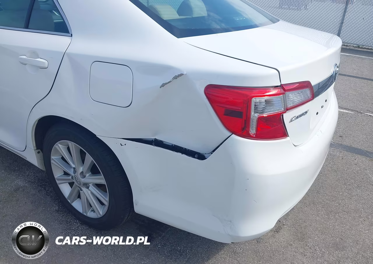2014 Toyota Camry Hybrid Xle VIN:4T1BD1FK7EU139470 - 18
