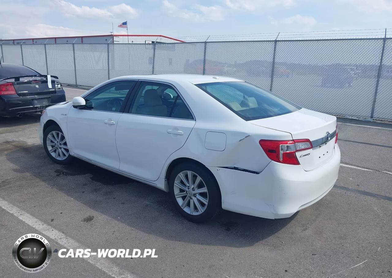 2014 Toyota Camry Hybrid Xle VIN:4T1BD1FK7EU139470 - 3