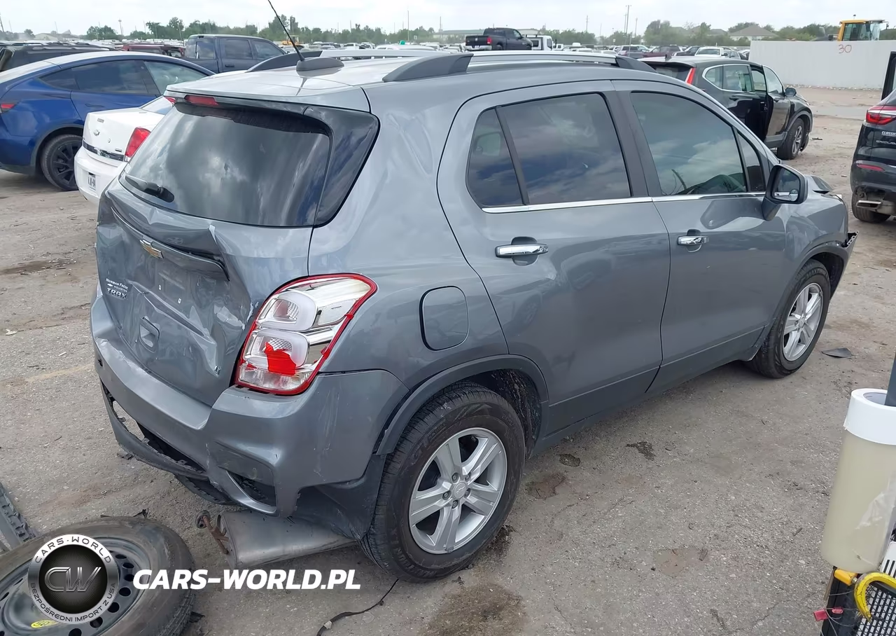 2020 Chevrolet Trax Fwd Lt VIN:3GNCJLSB8LL331448 - 4