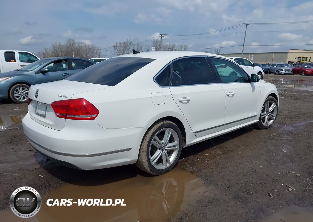 2014 Volkswagen Passat 2.0L Tdi Sel Premium VIN:1VWCN7A33EC084995 - 4