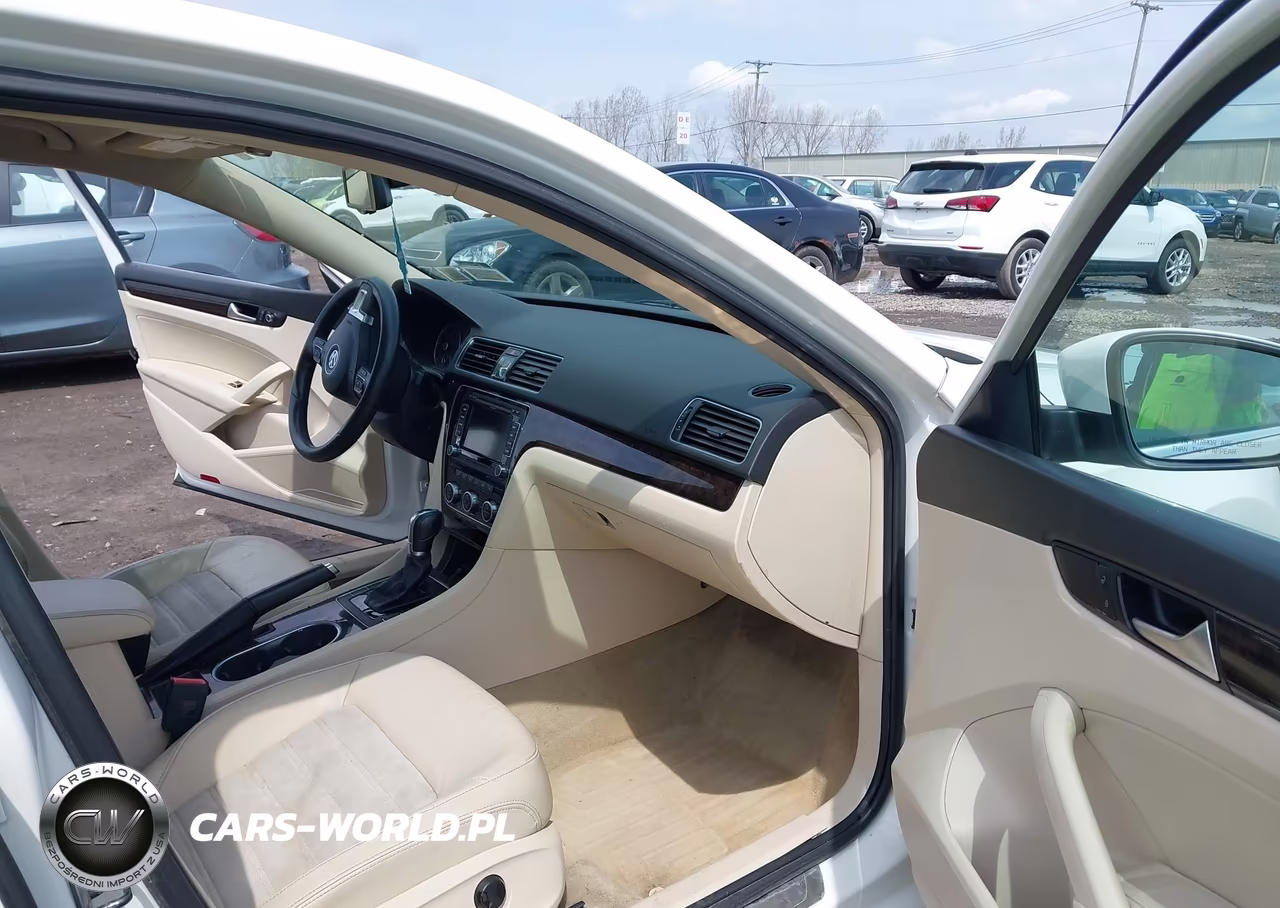 2014 Volkswagen Passat 2.0L Tdi Sel Premium VIN:1VWCN7A33EC084995 - 5