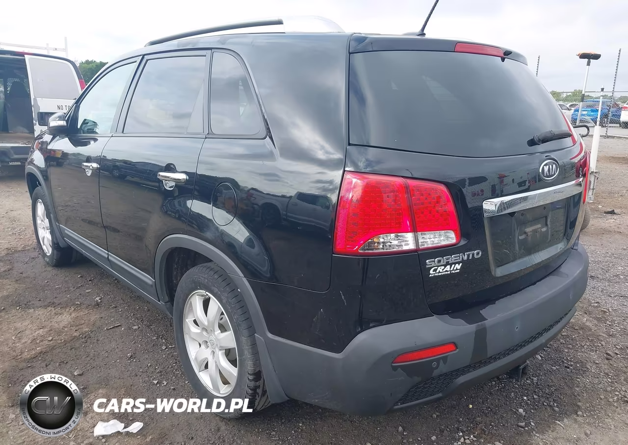 2012 Kia Sorento Lx VIN:5XYKT4A66CG197782 - 3