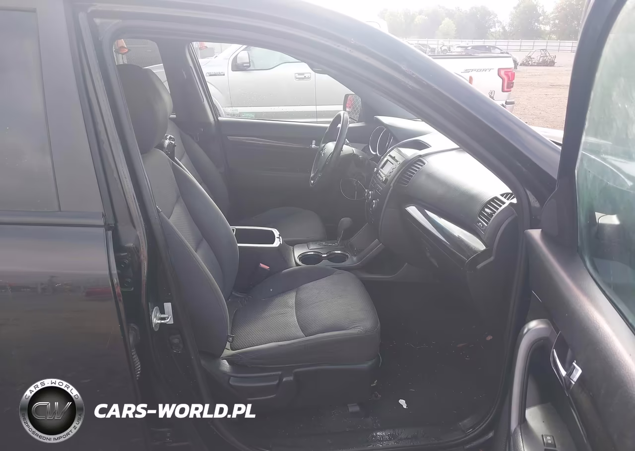 2012 Kia Sorento Lx VIN:5XYKT4A66CG197782 - 5