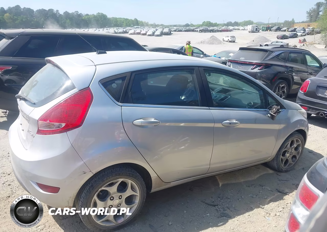 2011 Ford Fiesta Ses VIN:3FADP4FJ7BM178885 - 13