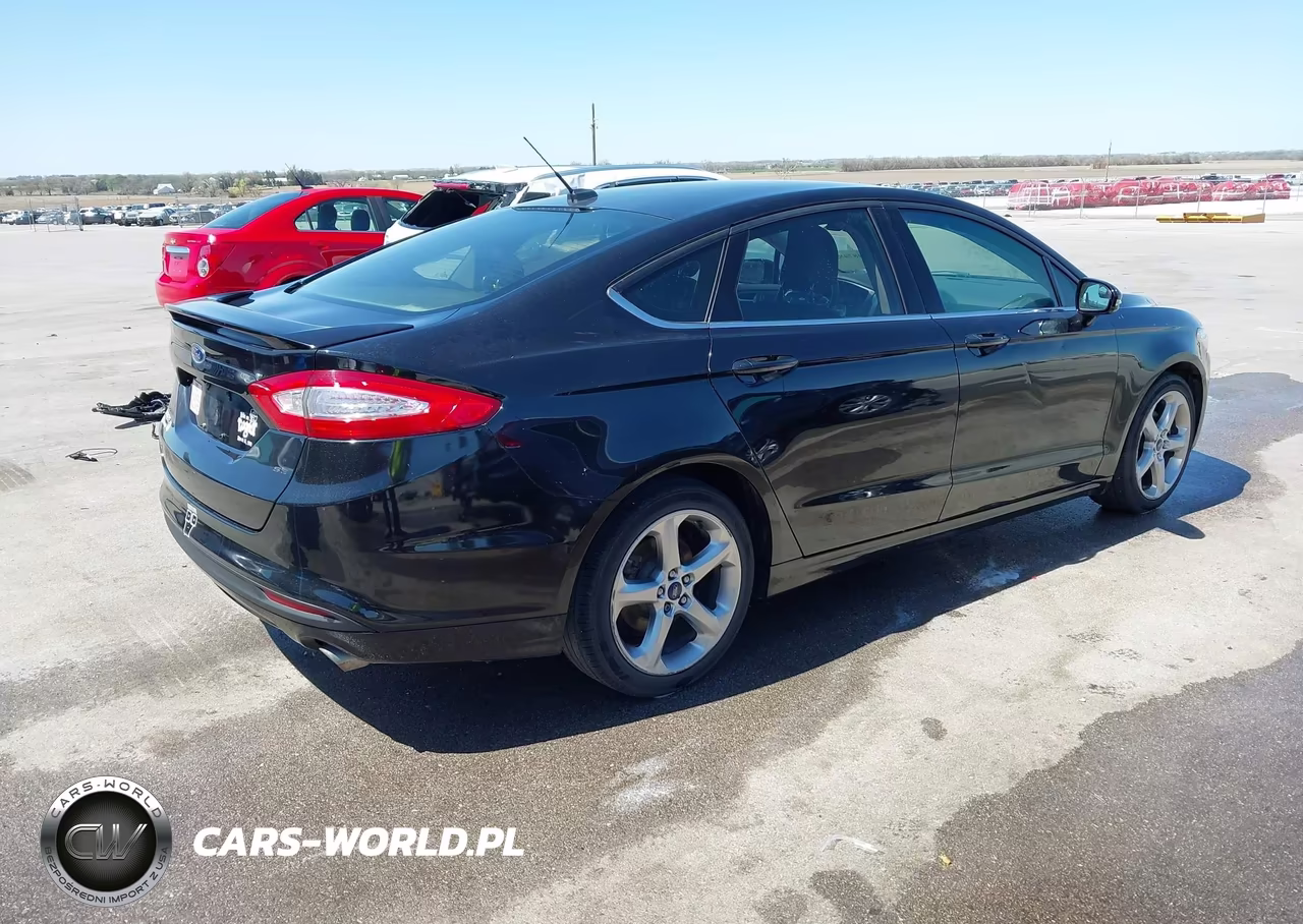 2015 Ford Fusion Se VIN:3FA6P0H7XFR126355 - 4