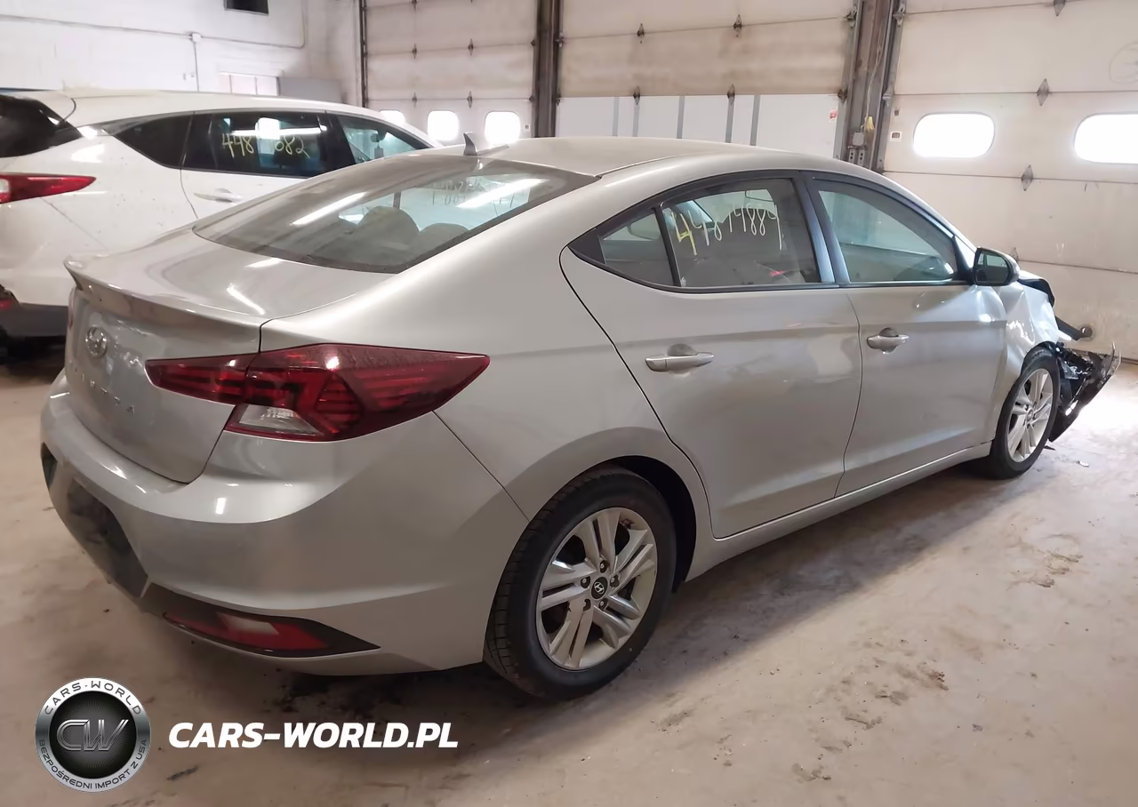 2020 Hyundai Elantra Sel VIN:5NPD84LF6LH552269 - 4