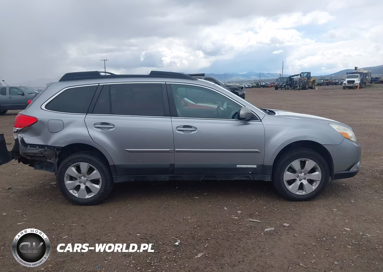 2011 Subaru Outback 2.5I Limited VIN:4S4BRCKC7B3401985 - 13