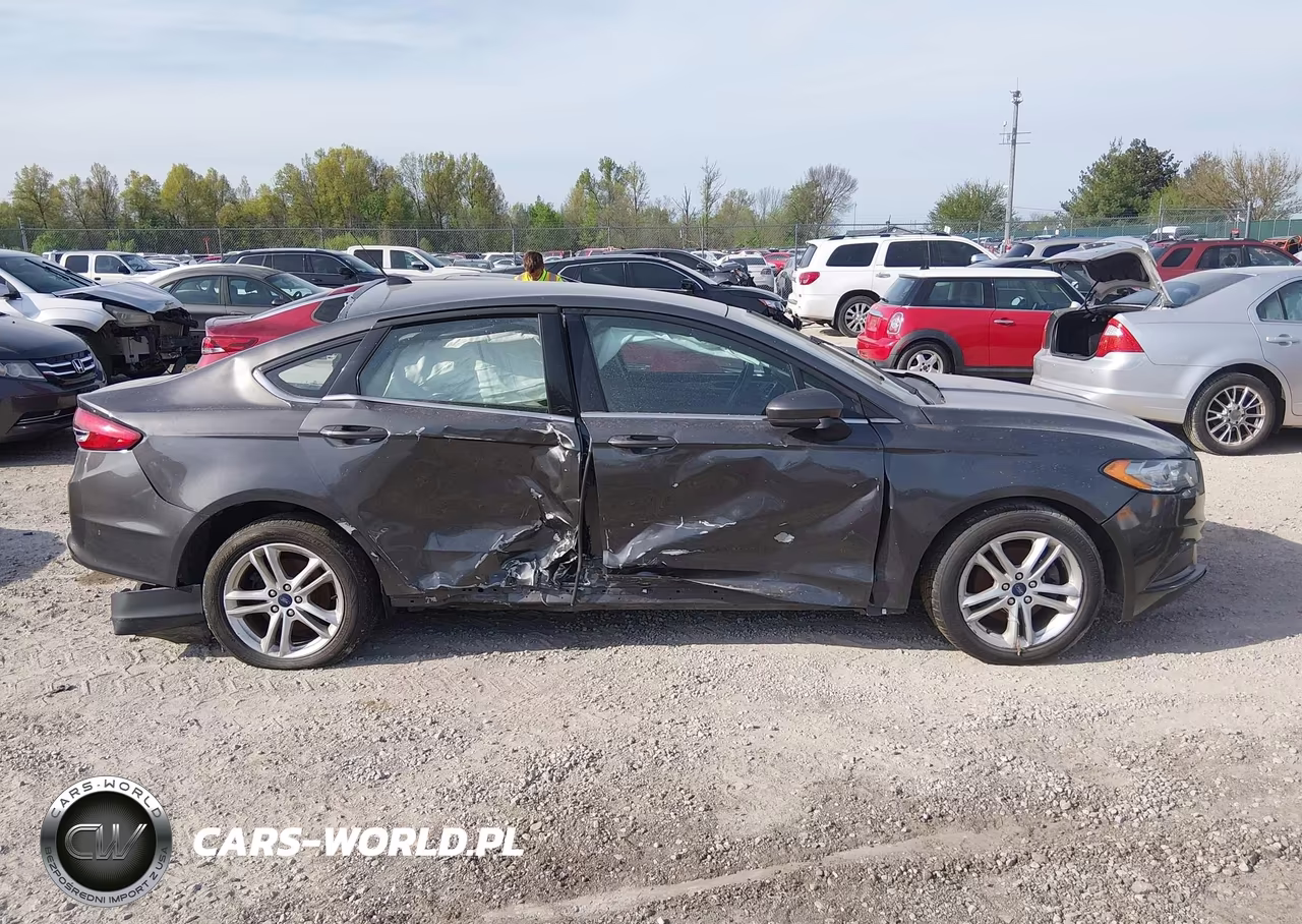 2018 Ford Fusion Se VIN:3FA6P0H75JR243253 - 13