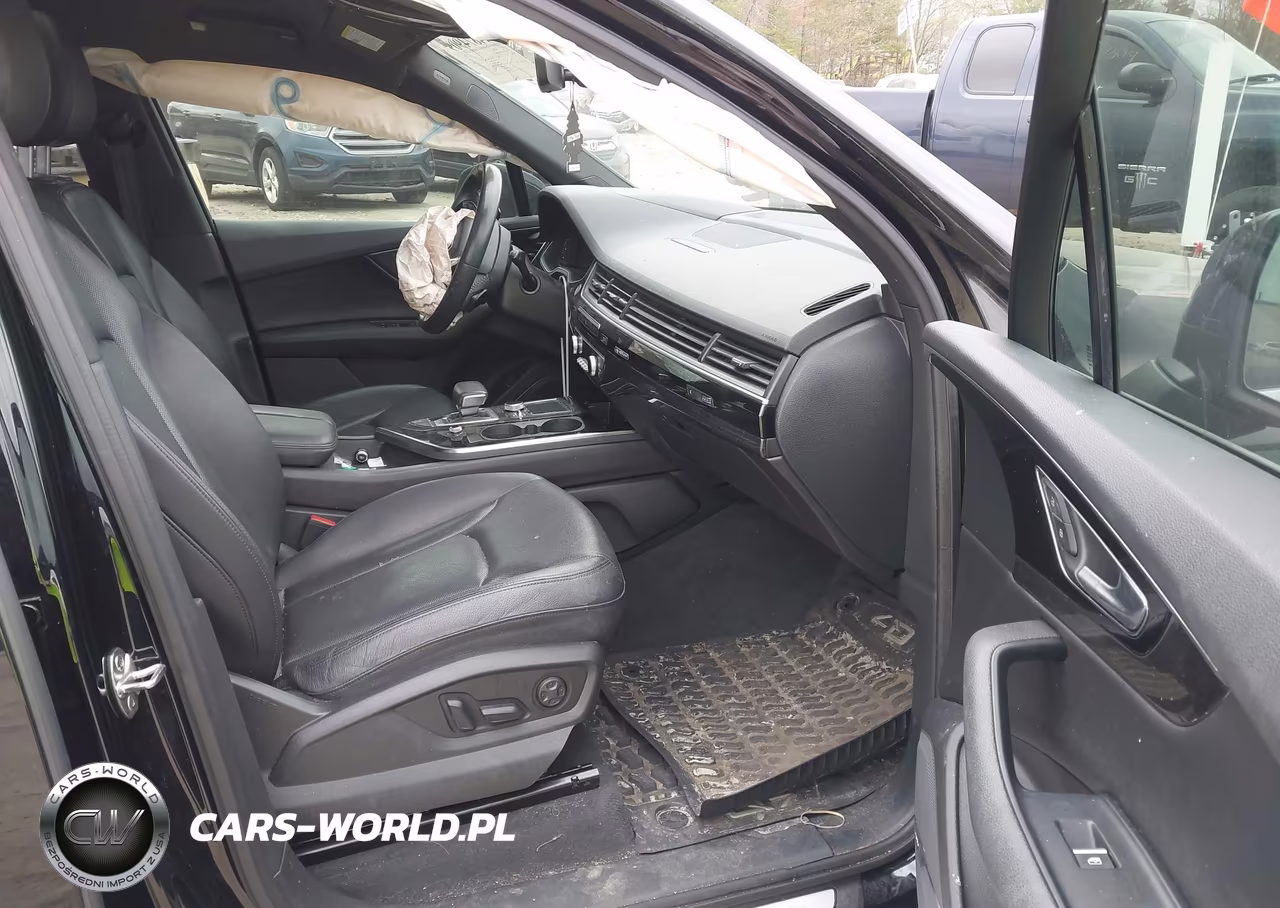2019 Audi Q7 55 Premium VIN:WA1VAAF72KD047288 - 5