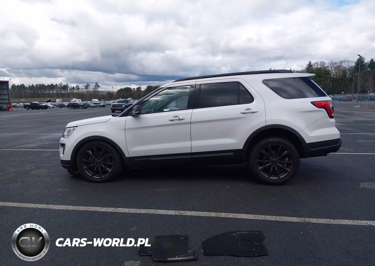 2019 Ford Explorer Xlt VIN:1FM5K8D85KGA82375 - 14
