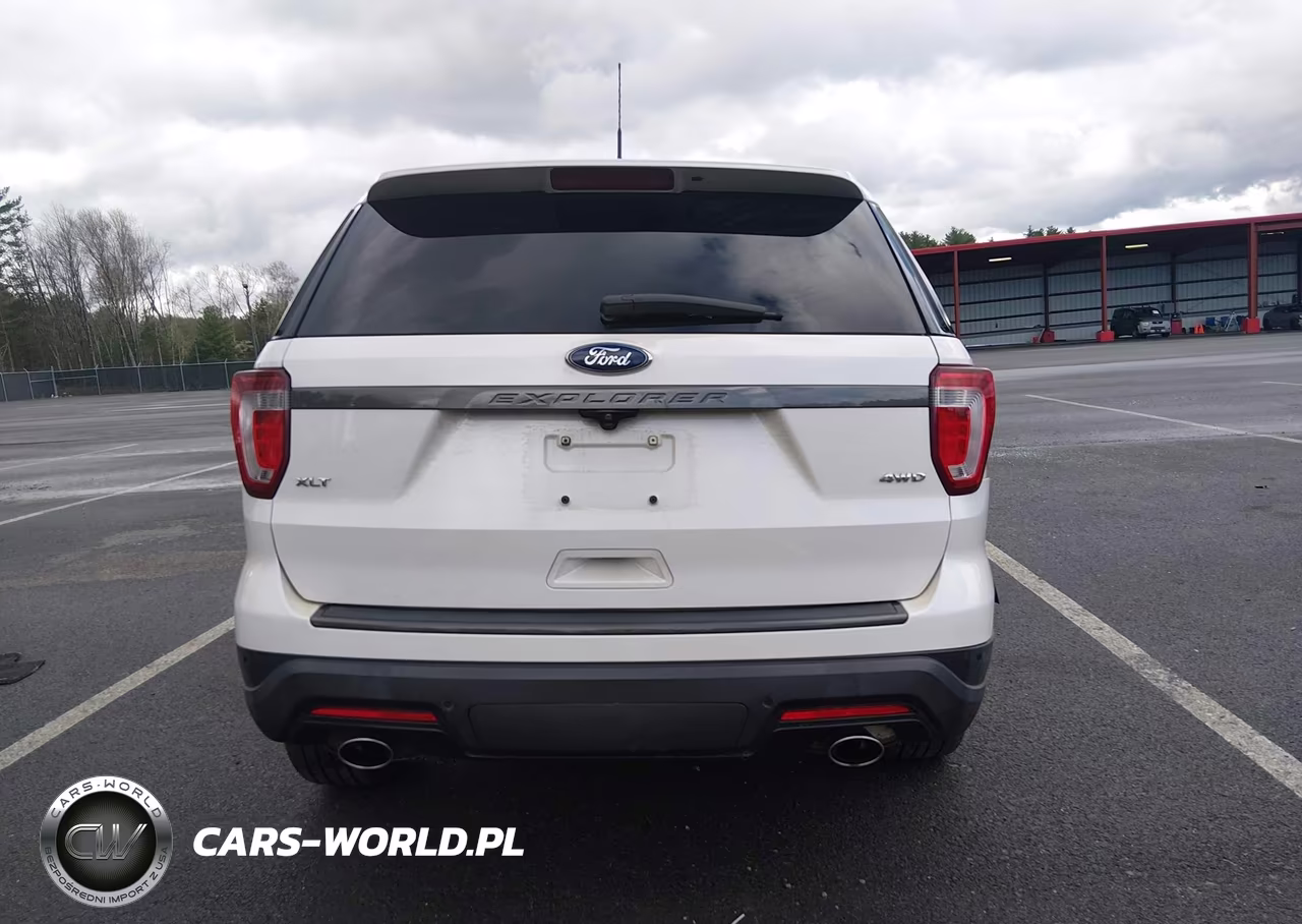 2019 Ford Explorer Xlt VIN:1FM5K8D85KGA82375 - 16