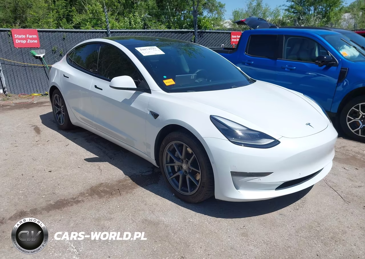 2021 Tesla Model 3 Standard Range Plus Rear-Wheel Drive