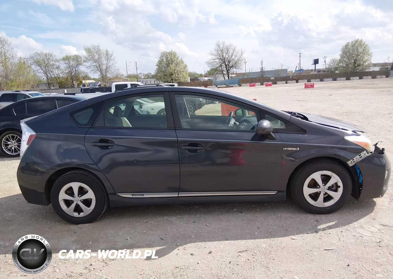 2012 Toyota Prius Three VIN:JTDKN3DU5C1523540 - 13
