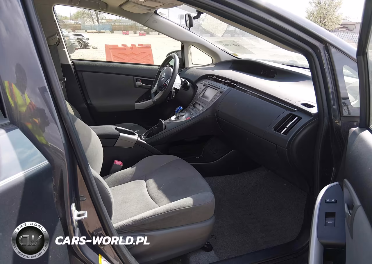 2012 Toyota Prius Three VIN:JTDKN3DU5C1523540 - 5