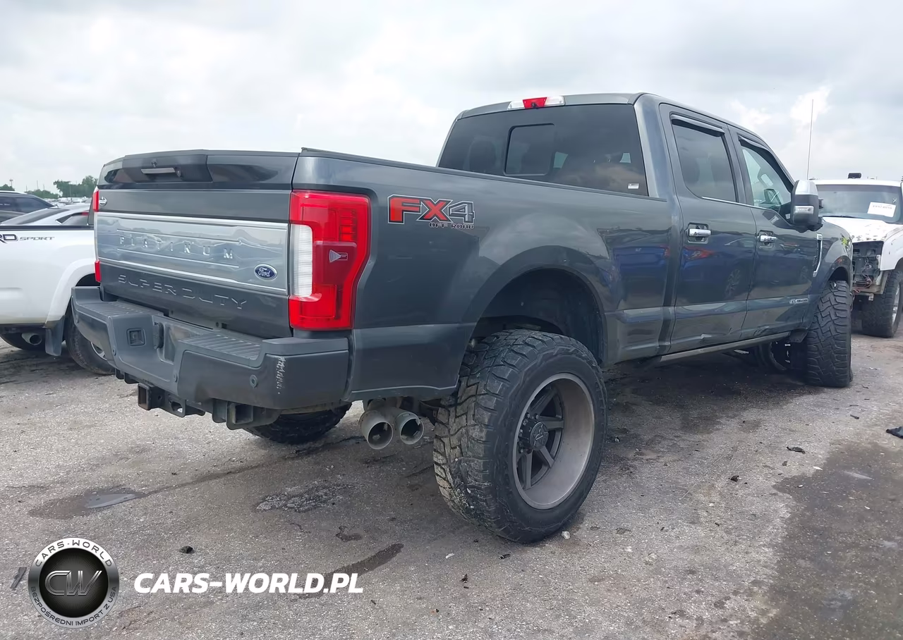 2017 Ford F-350 Platinum VIN:1FT8W3BT8HEB68865 - 4