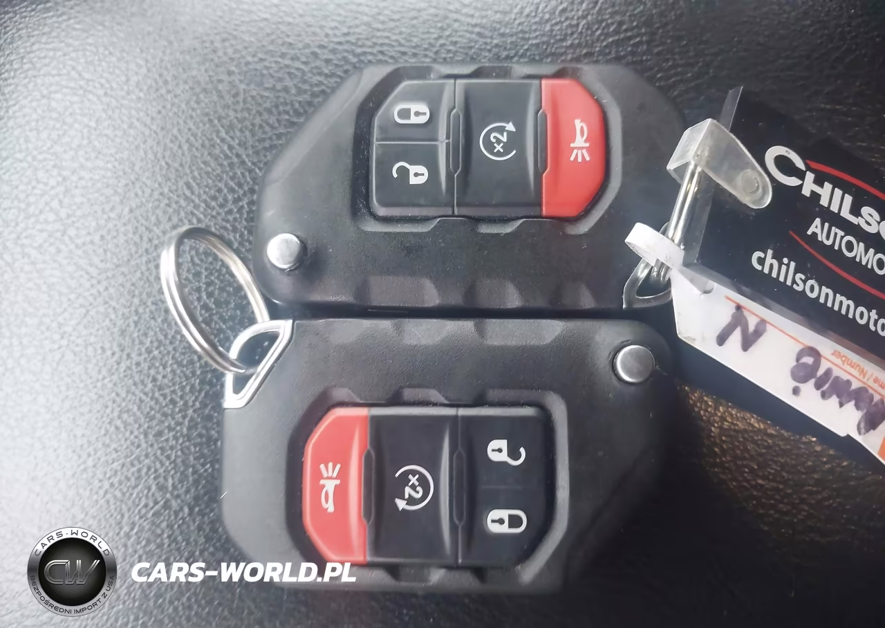 2022 Jeep Wrangler Unlimited Sport Altitude 4X4 VIN:1C4HJXDG6NW225141 - 11