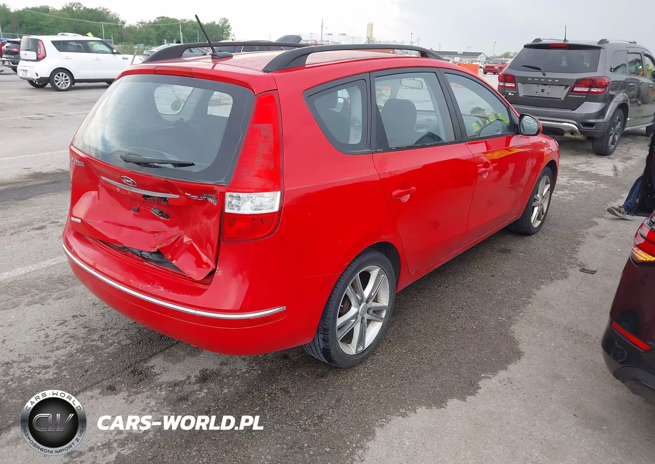 2010 Hyundai Elantra Touring Se VIN:KMHDC8AE8AU059580 - 4
