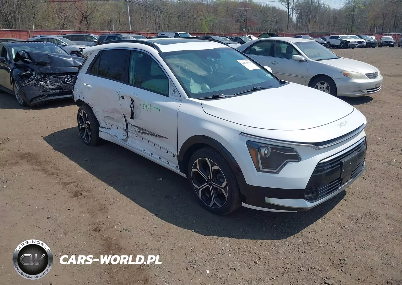 2024 Kia Niro Ex Touring – zdjęcie 1 z 17