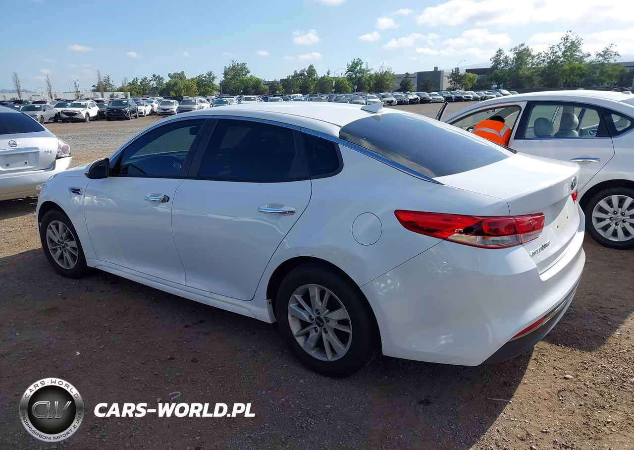 2017 Kia Optima Lx VIN:5XXGT4L32HG140869 - 3