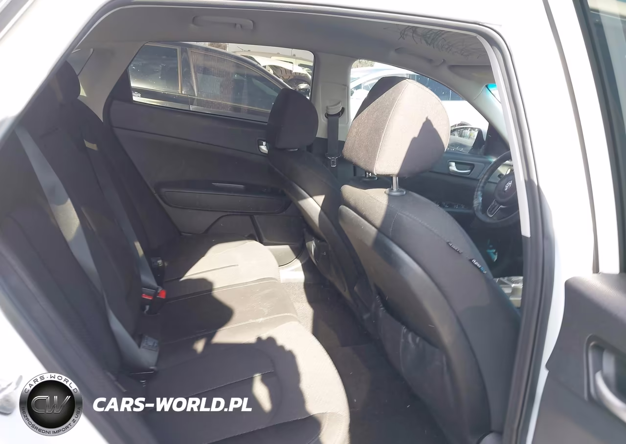 2017 Kia Optima Lx VIN:5XXGT4L32HG140869 - 8