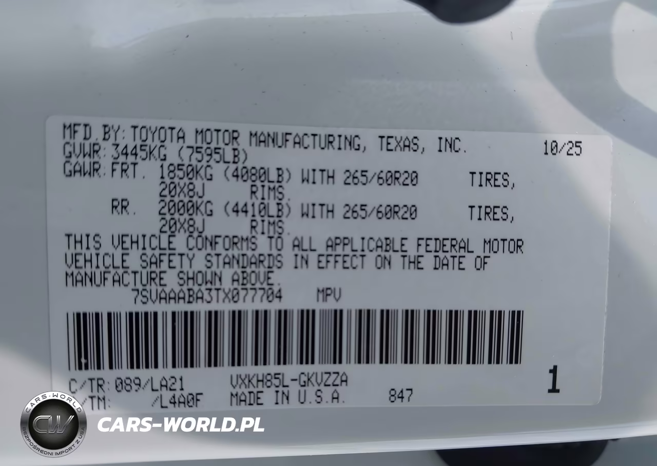 2026 Toyota Sequoia Platinum VIN:7SVAAABA3TX077704 - 9