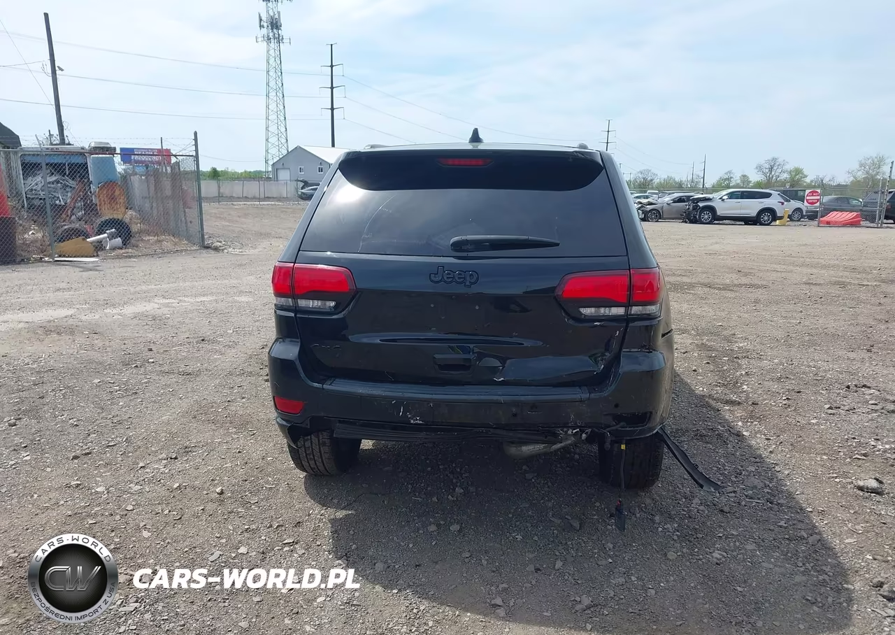 2020 Jeep Grand Cherokee Altitude 4X4 VIN:1C4RJFAG6LC271652 - 16