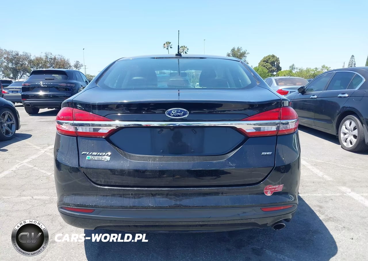 2018 Ford Fusion Energi Se Luxury VIN:3FA6P0PUXJR211695 - 16