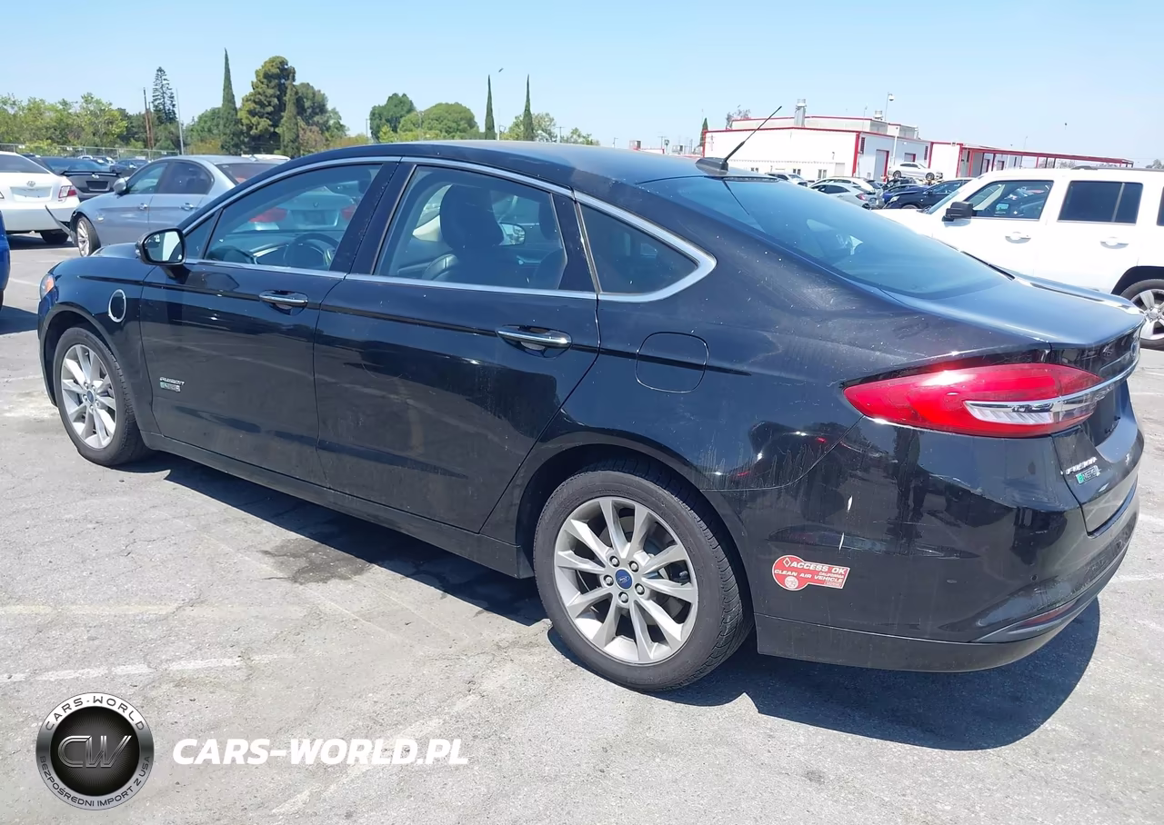 2018 Ford Fusion Energi Se Luxury VIN:3FA6P0PUXJR211695 - 3