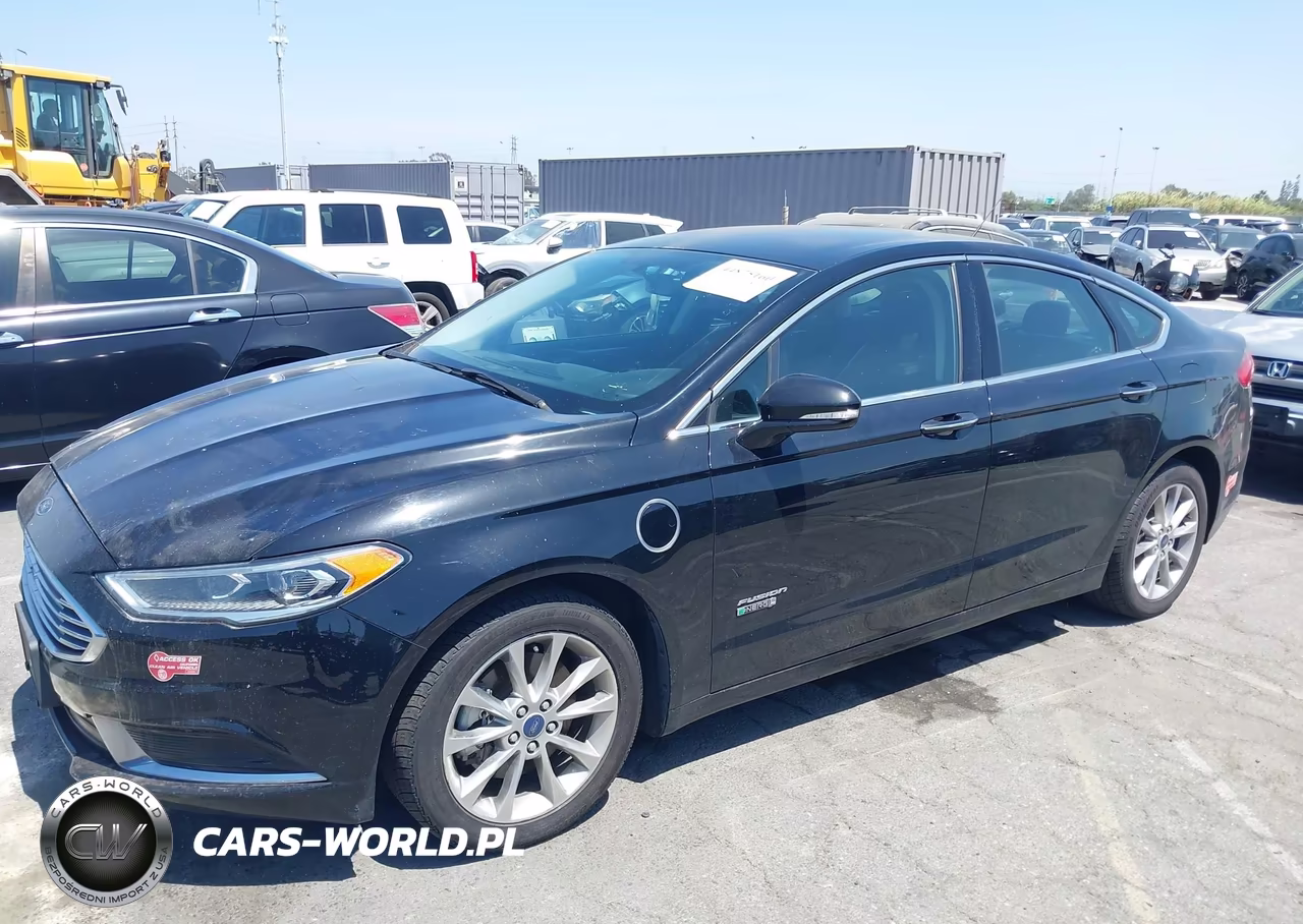 2018 Ford Fusion Energi Se Luxury VIN:3FA6P0PUXJR211695 - 6