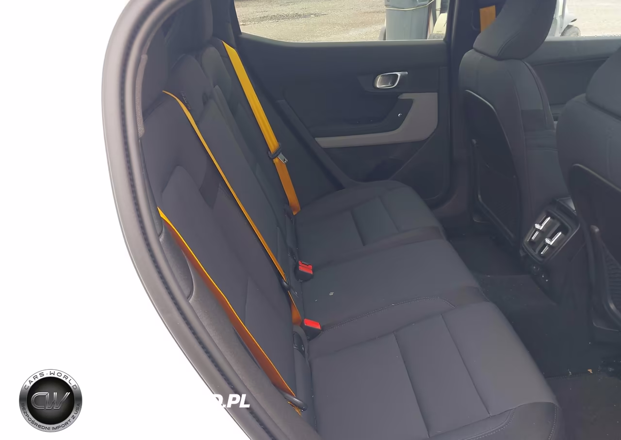 2022 Polestar 2 Long Range Dual Motor VIN:LPSED3KAXNL076664 - 8