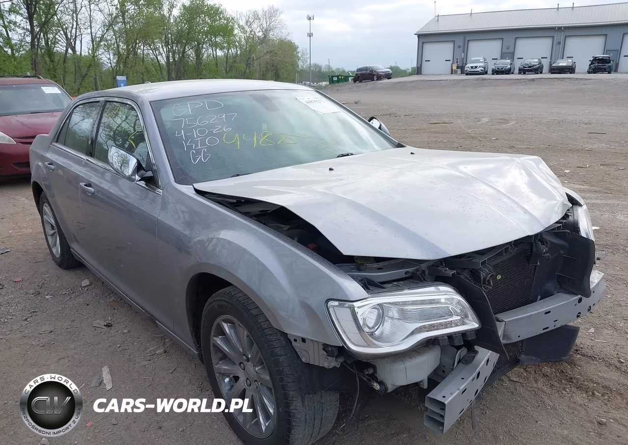 2015 Chrysler 300 Limited VIN:2C3CCAAG4FH756297 - 6