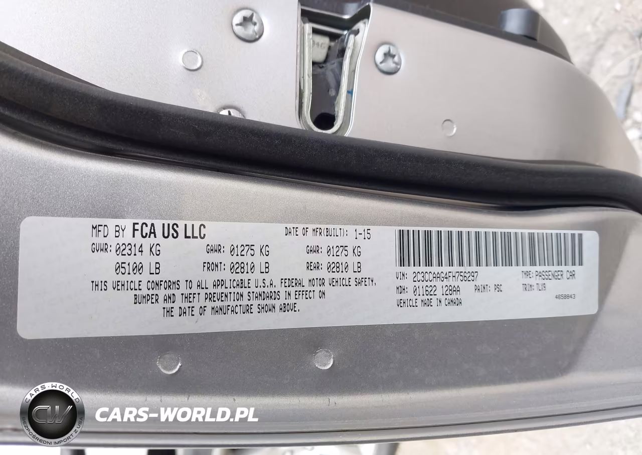 2015 Chrysler 300 Limited VIN:2C3CCAAG4FH756297 - 9