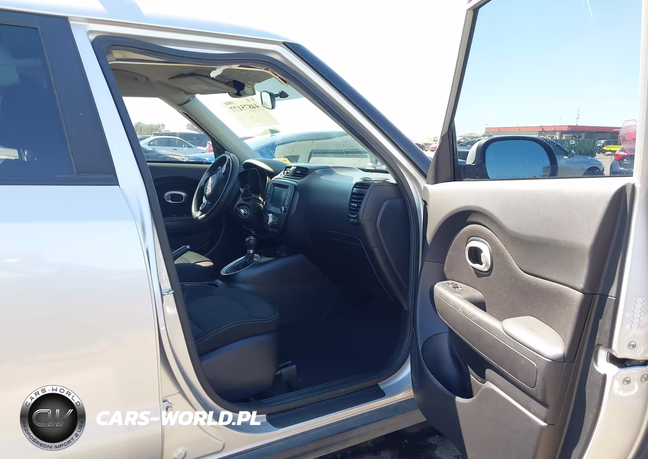 2018 Kia Soul + VIN:KNDJP3A52J7527946 - 5