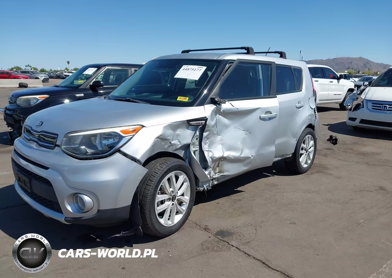 2018 Kia Soul + VIN:KNDJP3A52J7527946 - 6