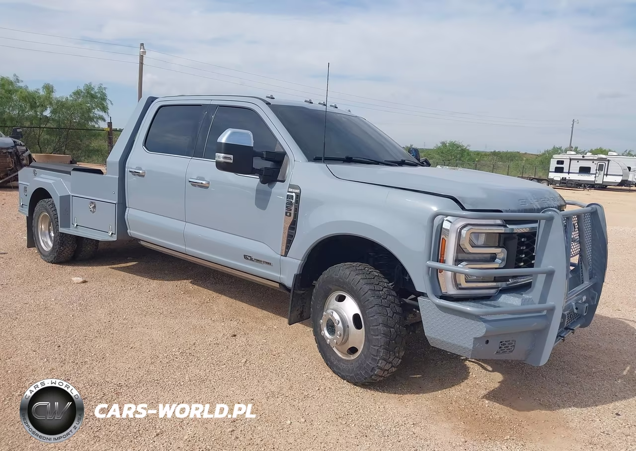 2024 Ford F-350 King Ranch – zdjęcie 1 z 17