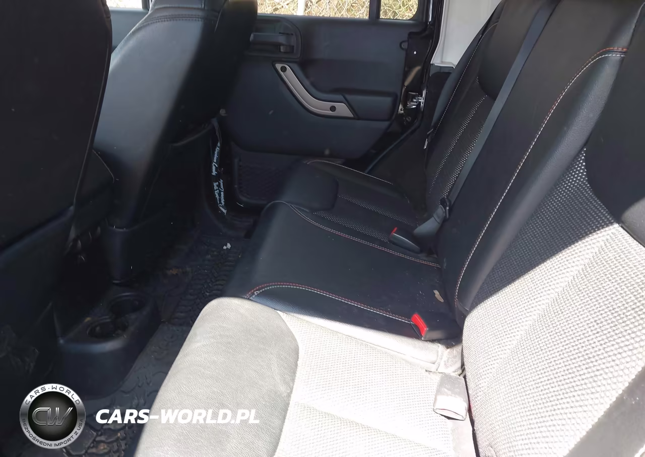 2016 Jeep Wrangler Unlimited 75Th Anniversary VIN:1C4BJWEG5GL251216 - 8