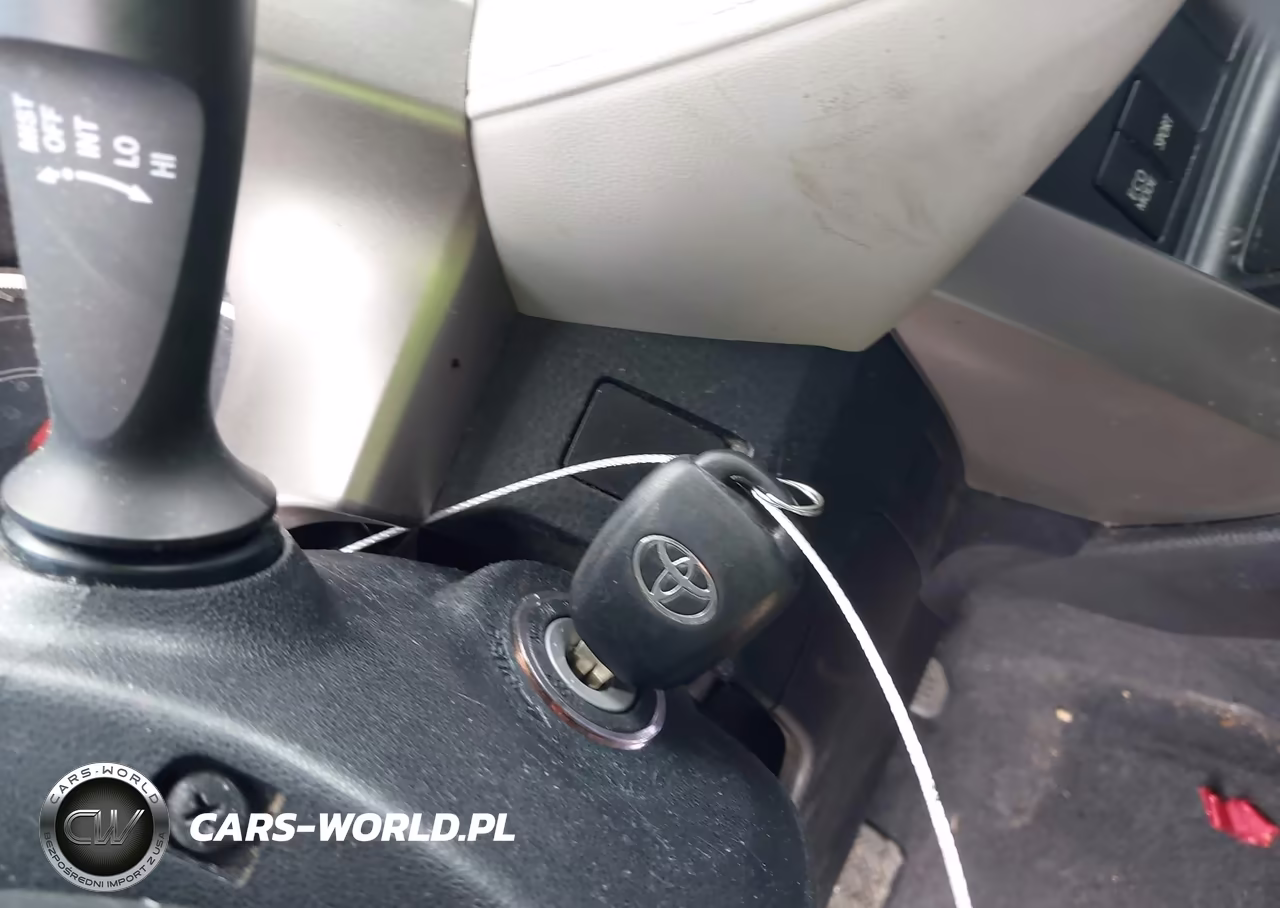 2015 Toyota Rav4 Le VIN:2T3ZFREV7FW194447 - 11