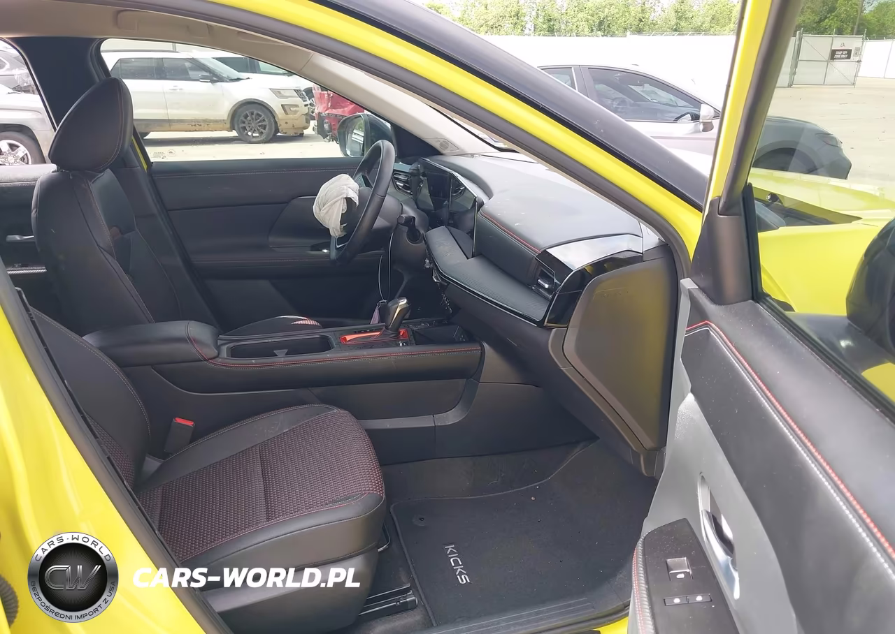 2025 Nissan Kicks Sr Fwd VIN:3N8AP6DA1SL366968 - 5
