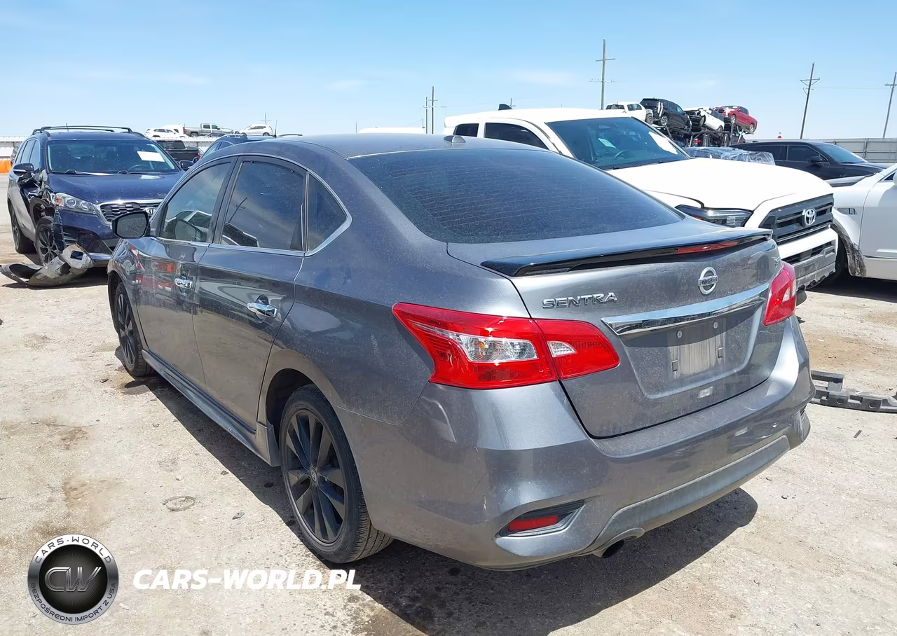 2017 Nissan Sentra Sr VIN:3N1AB7AP5HY301385 - 3