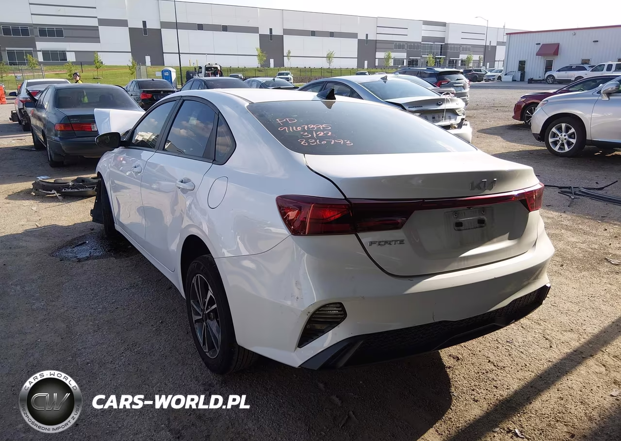 2024 Kia Forte Lxs VIN:3KPF24AD7RE836793 - 3