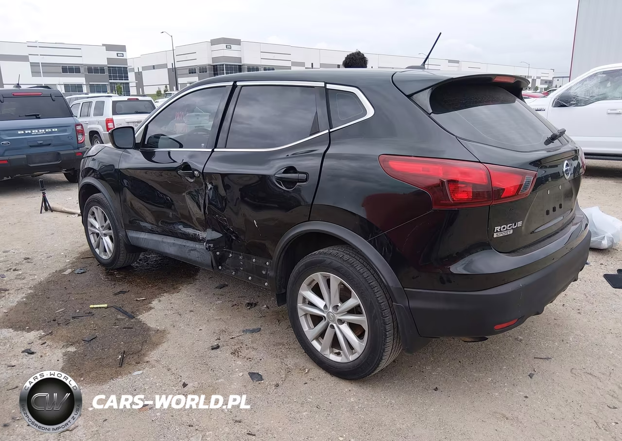 2018 Nissan Rogue Sport S VIN:JN1BJ1CP6JW165010 - 3
