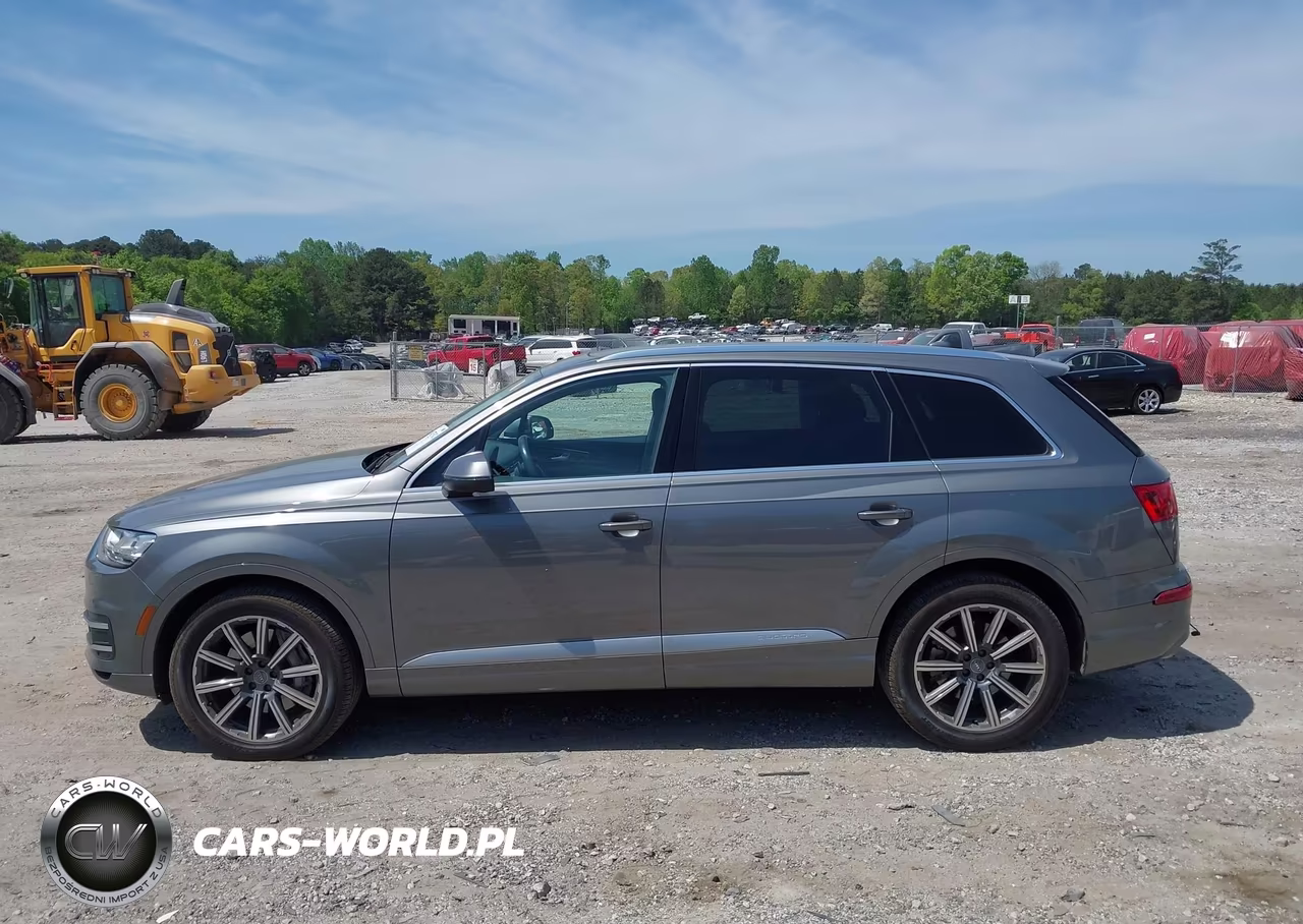 2017 Audi Q7 3.0T Premium VIN:WA1VAAF71HD007793 - 14