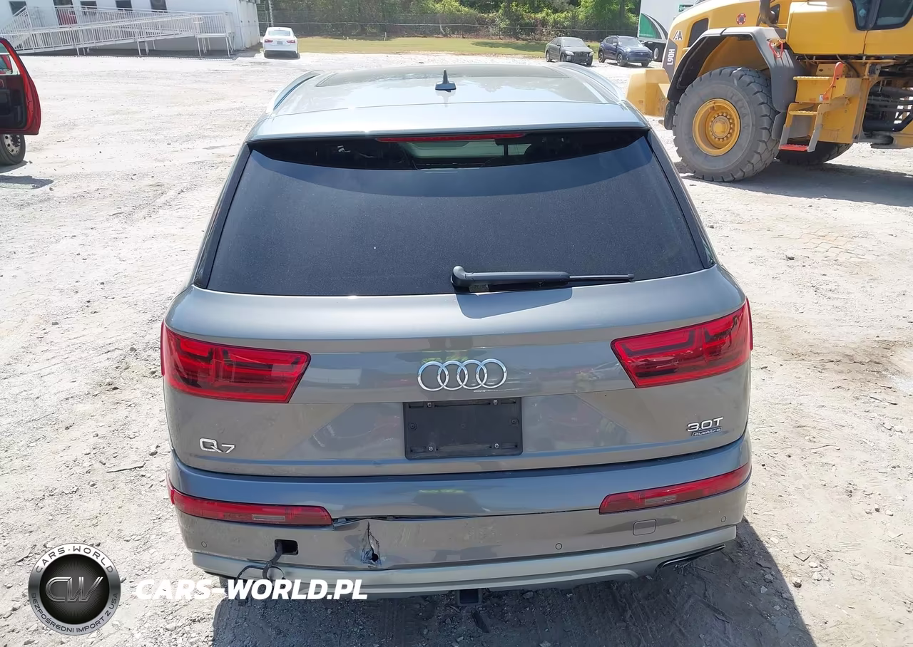 2017 Audi Q7 3.0T Premium VIN:WA1VAAF71HD007793 - 16