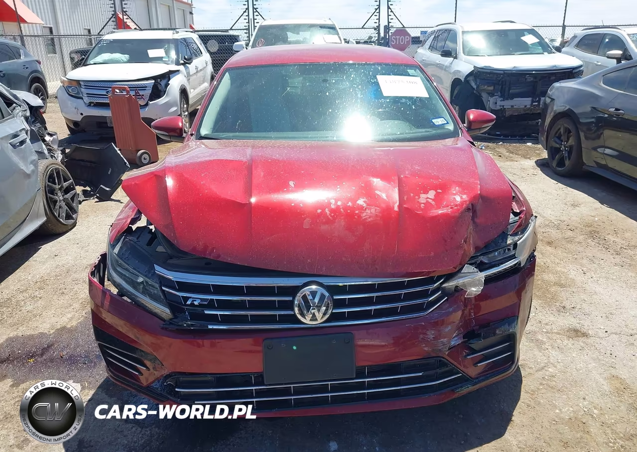2018 Volkswagen Passat 2.0T R-Line-2.0T S VIN:1VWAA7A3XJC011233 - 13